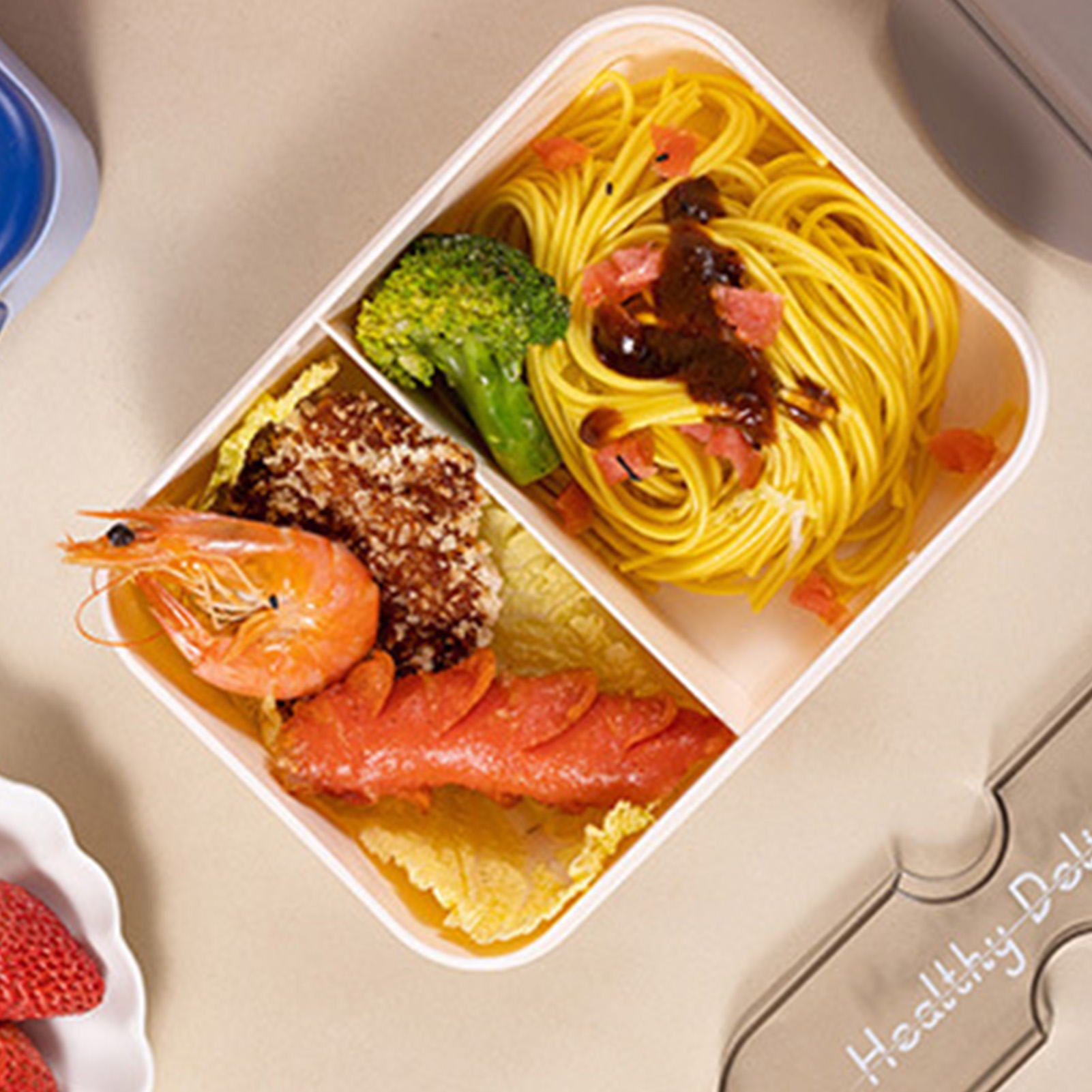 صندوق غداء الطالب مع شوكة بلاس - مراجعة Meal Prep Microwave وسعره